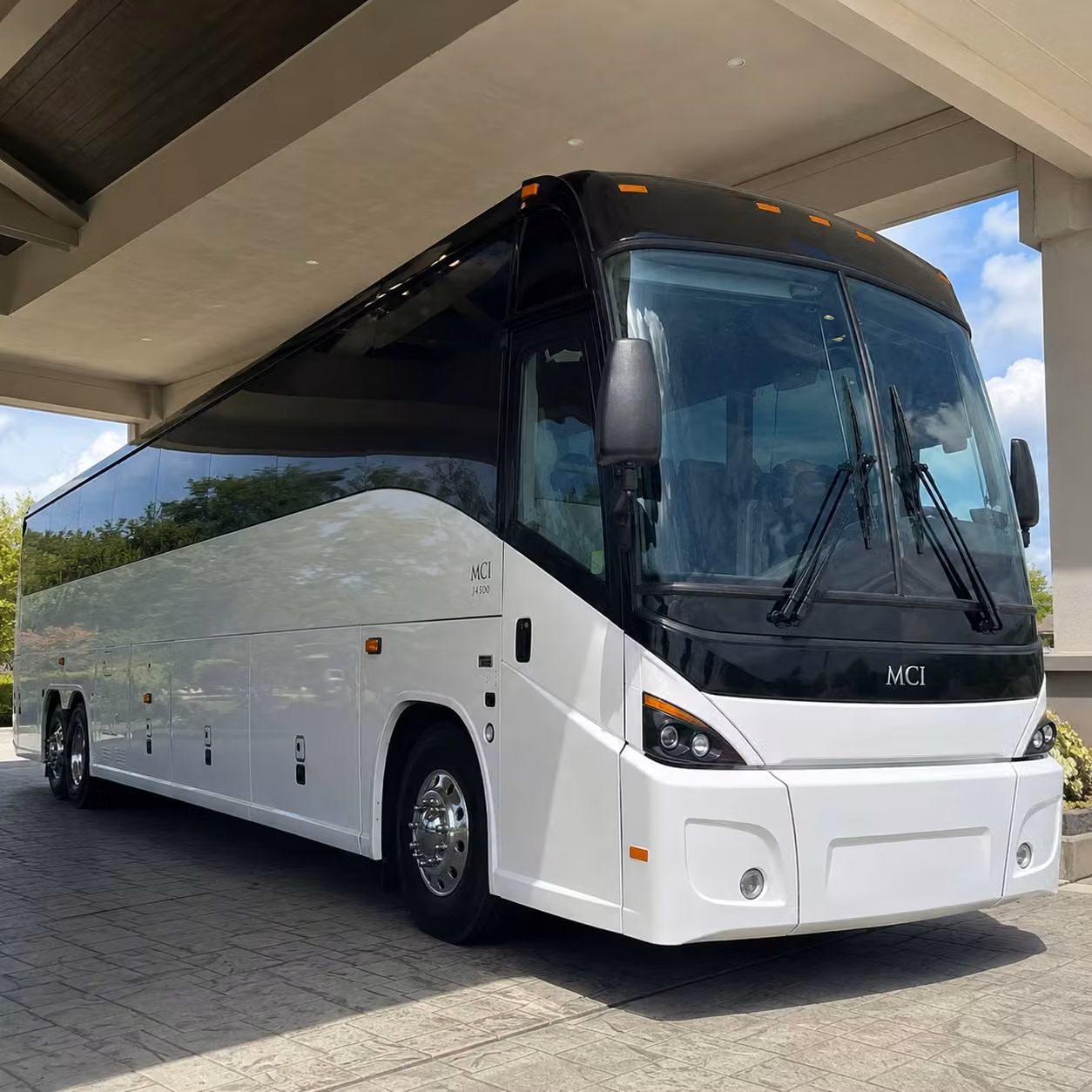 corporate airport transportation for fort collins and northern colorado businesses