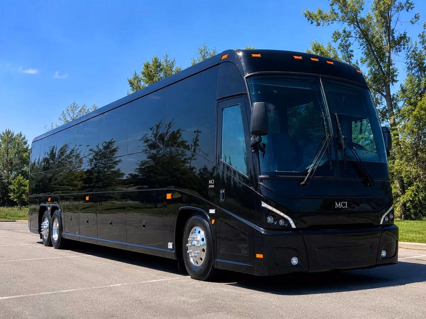school field trip charter bus rentals in fort collins