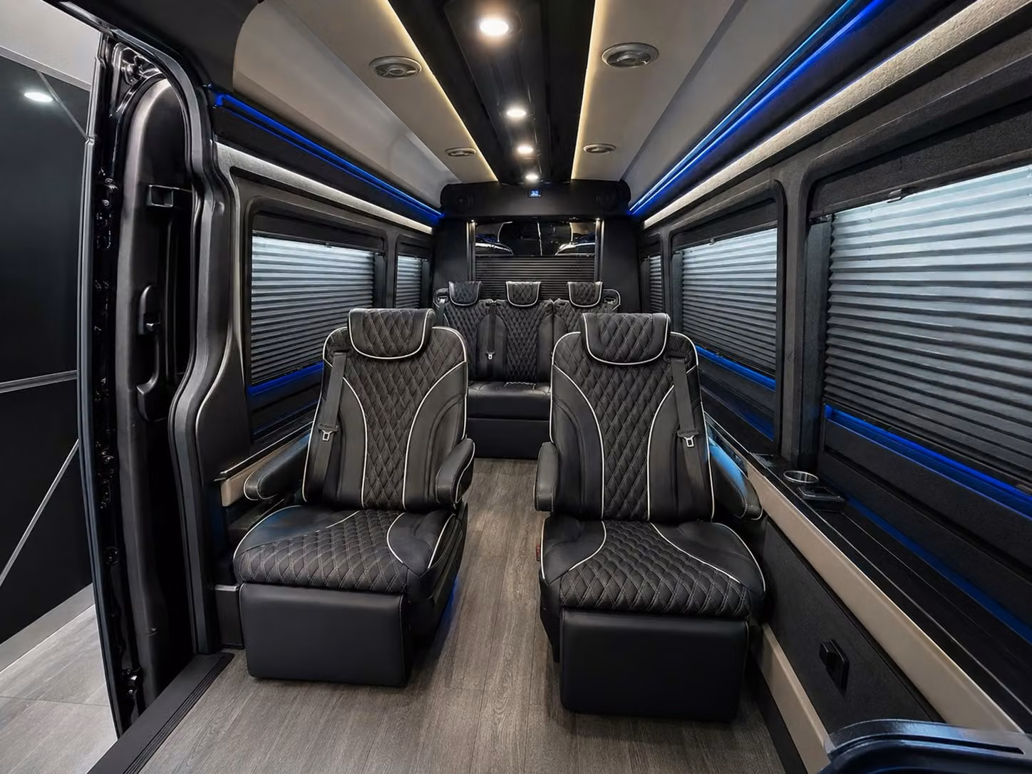 university and conference group airport transportation in fort collins